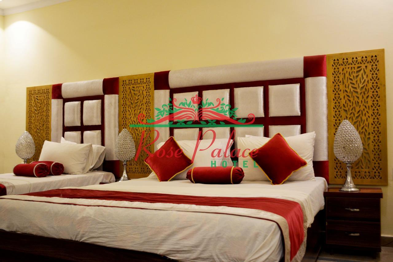 Rose Palace Hotel Lahore Bagian luar foto