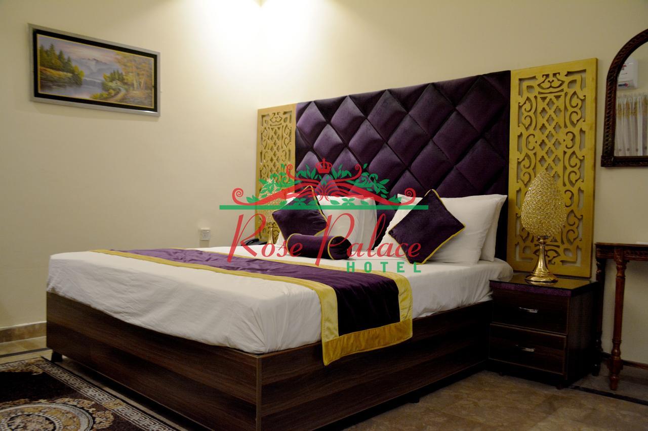 Rose Palace Hotel Lahore Bagian luar foto