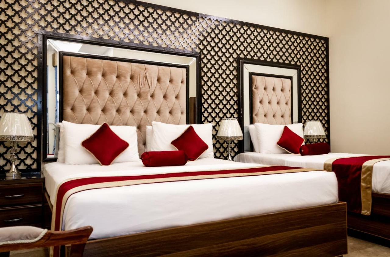 Rose Palace Hotel Lahore Bagian luar foto