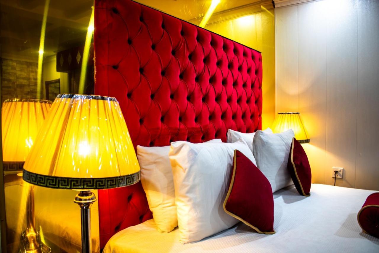 Rose Palace Hotel Lahore Bagian luar foto