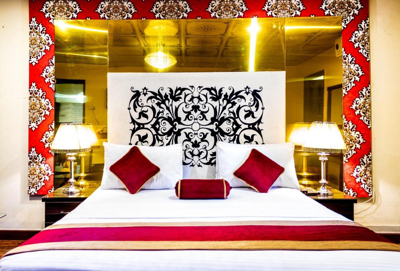 Rose Palace Hotel Lahore Bagian luar foto